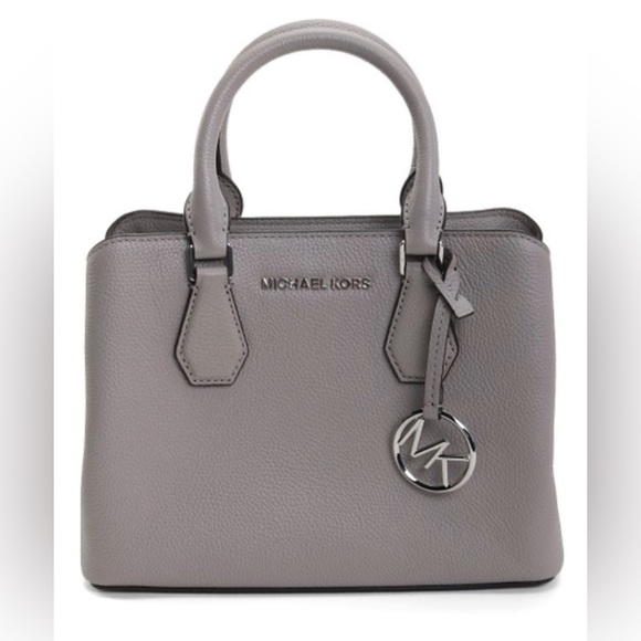 ⭐️ Host Pick ⭐️ BNWT Michael Kors Pearl Grey Camille Small Leather Satch… - Picture 7 of 9